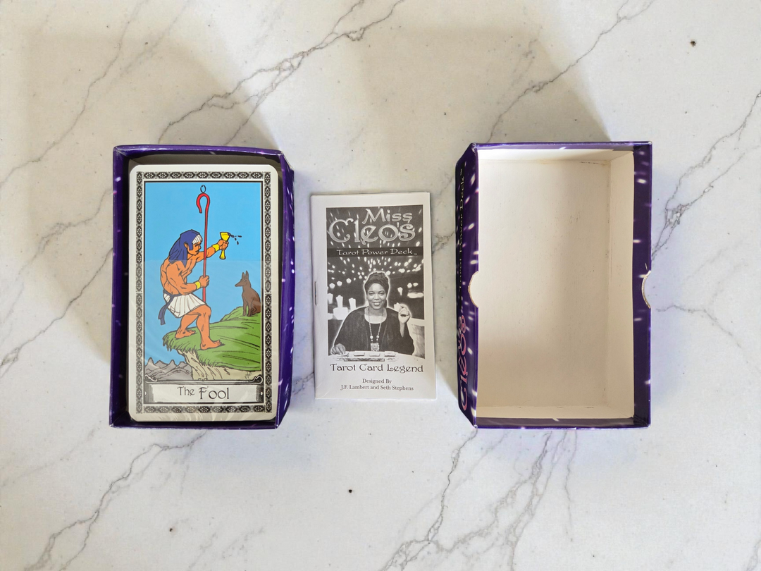 Miss Cleo Tarot guidebook with card meanings from 1990s Psychic Readers Network, first printing 2001
