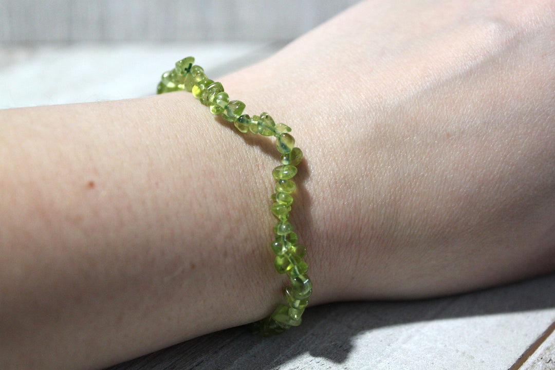 Peridot Small Chip Bracelet - August Birthstone - Abundance, Wealth, Balance Chakras